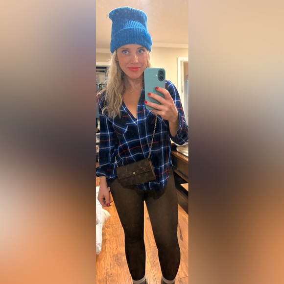 Authentic Vintage Louis Vuitton Monogram Sarah Wallet - Picture 2 of 13